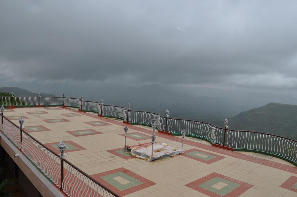 Raval Bunglow Hotel Panchgani Exterior photo