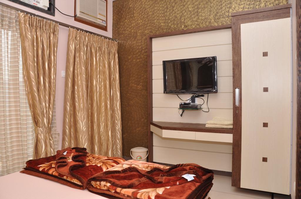 Raval Bunglow Hotel Panchgani Exterior photo